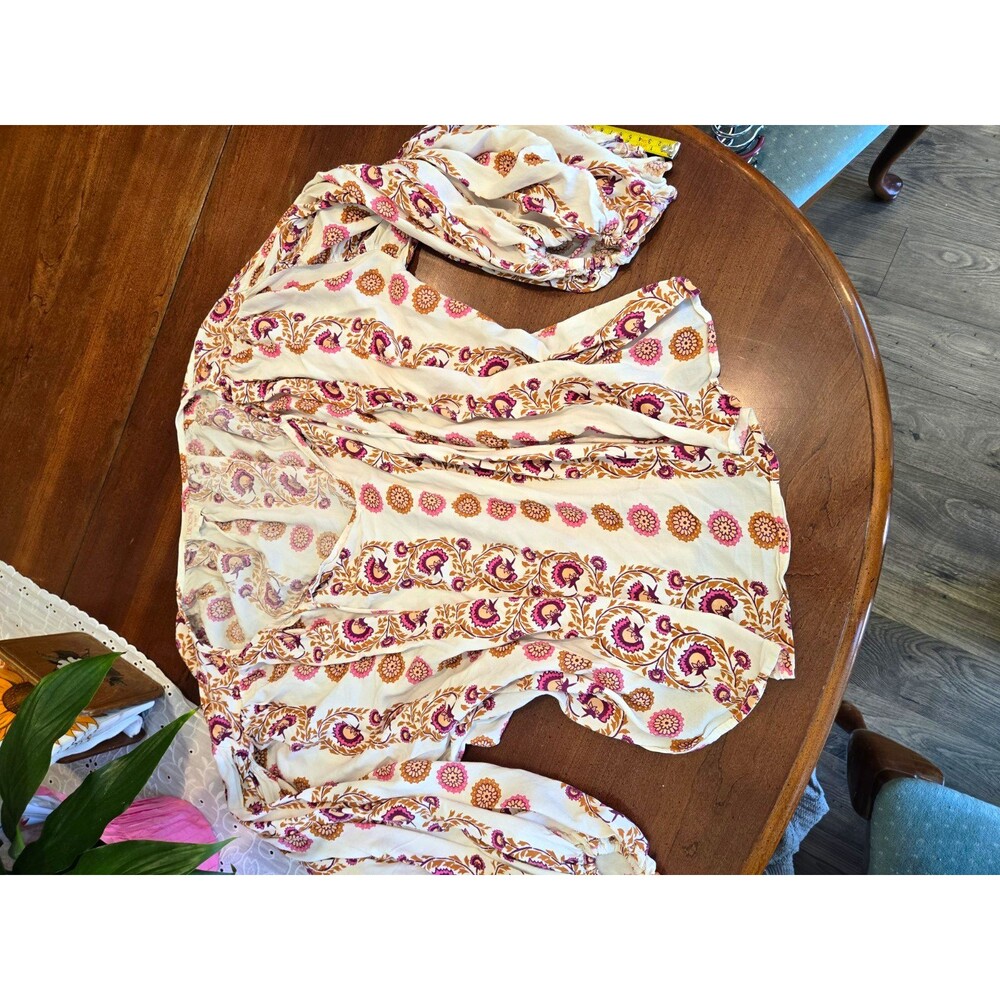 Beyond by Vera Ivory Floral V-Neck Peasant Balloon Sleeve Rayon Blouse L